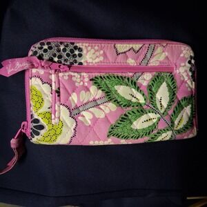 Vera Bradley Priscilla Pink  Zip Around Wallet 5 x 7 EUC RETIRED